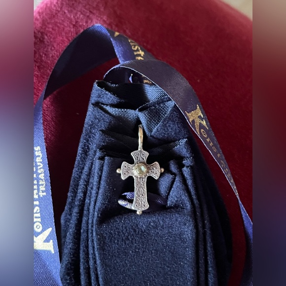 Konstantino Sterling Silver and 18K gold Etruscan style cross made in Greece - Picture 7 of 8